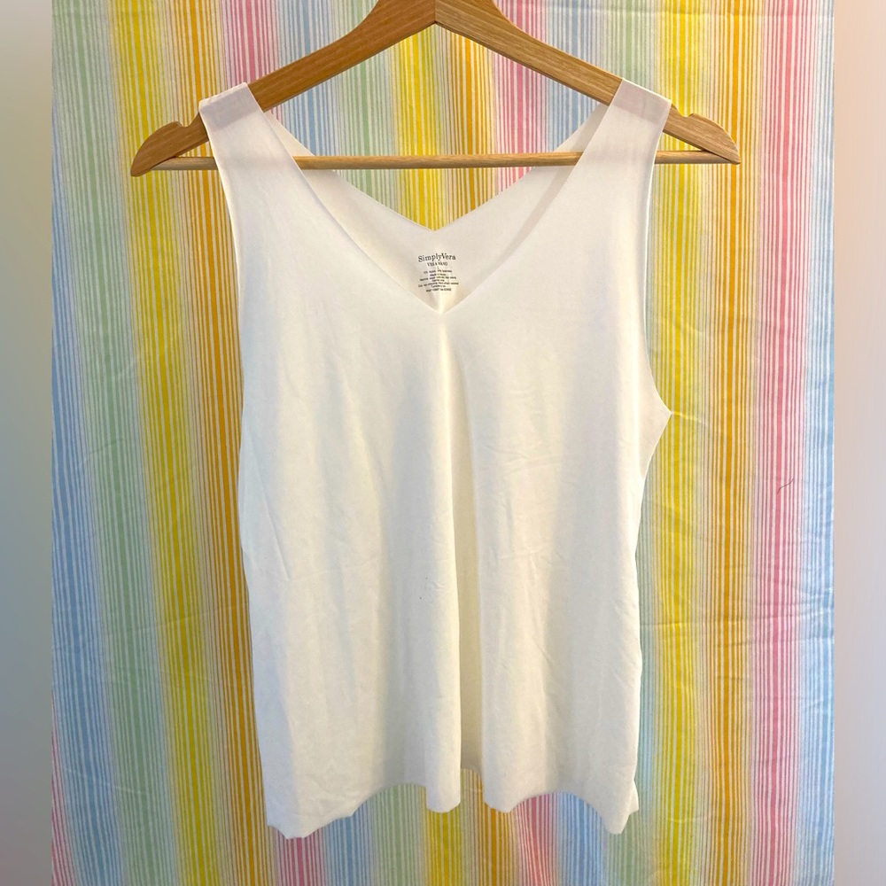 Simply Vera by Vera Wang basic sheer white sleeveless v-neck tank top, size L